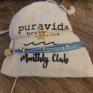 Bundle order for lindsetwalkerr